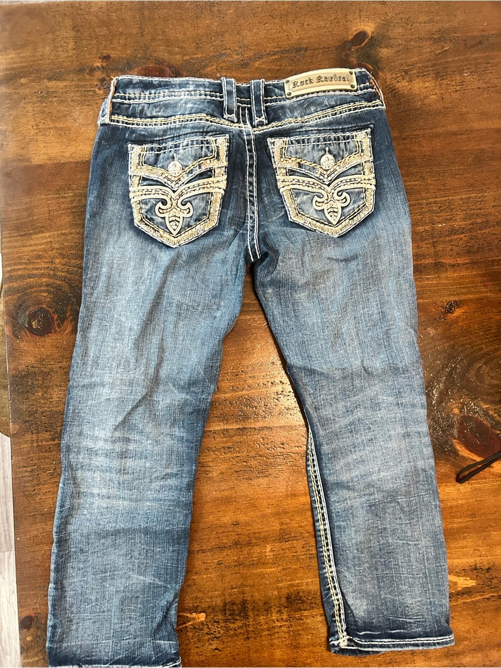 Rock Revival Arisa Jeans Womens 29 Crop Embroidered Flap Pocket